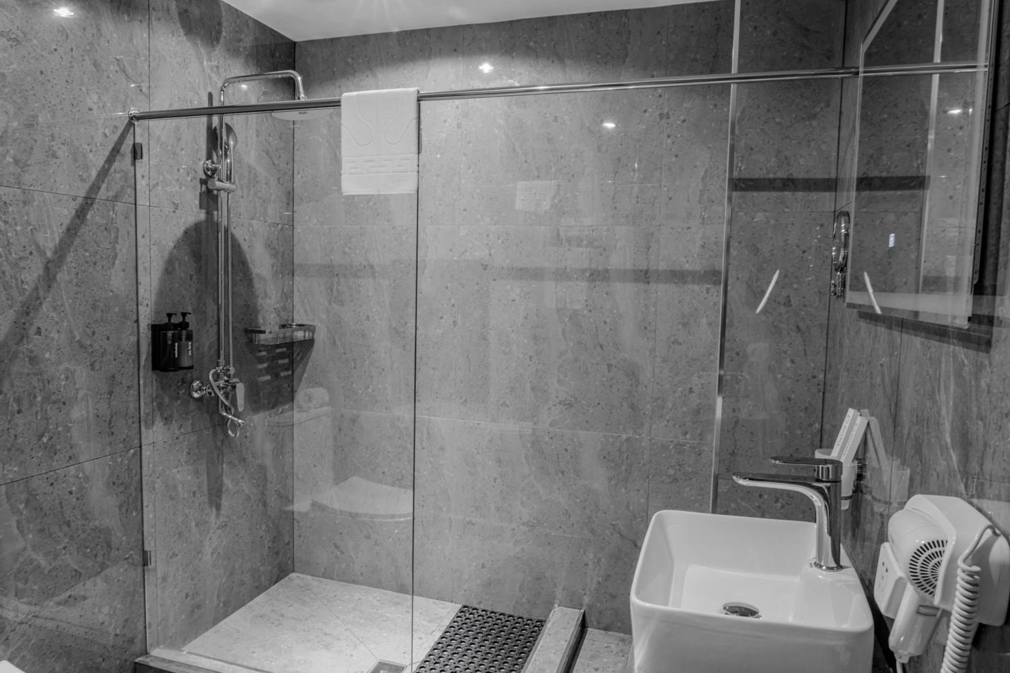 Husma Hotel & Spa タシュケント エクステリア 写真